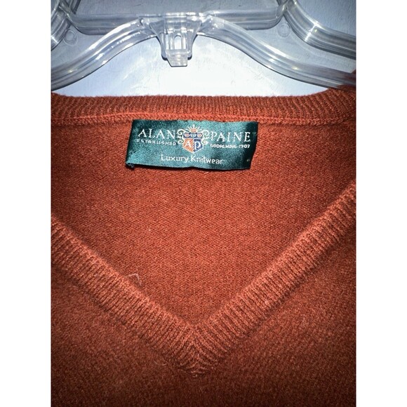 VTG Alan Paine 100% Lambs Wool Pullover Men’s Sweater Damage sz large - Picture 9 of 9
